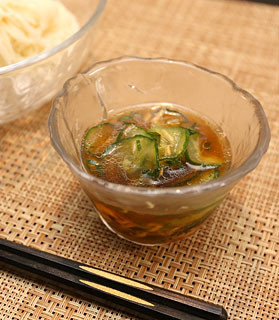 たっぷりキュウリで!シャキシャキそうめん