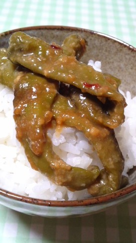 ししとう(甘長とうがらし)の甘味噌炒め