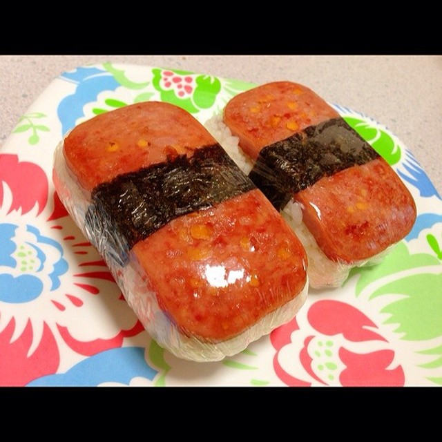 簡単 いやす夢風 ハワイスパムむすび レシピ 作り方 By ちゃろげ クックパッド 簡単おいしいみんなのレシピが376万品