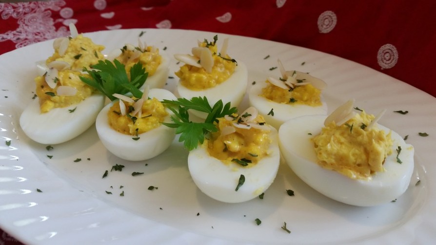 カレー風味Deviled Eggs by 栗丸うさぎ 【クックパッド】 簡単おいしいみんなのレシピが395万品