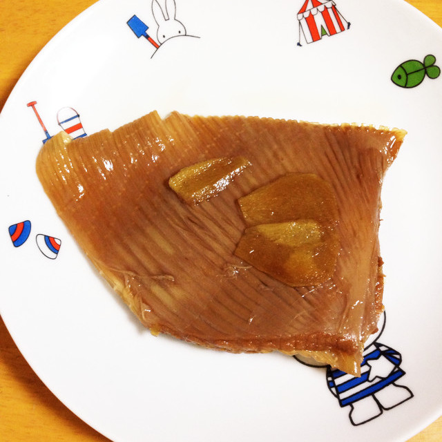 骨まで全部食べ かすべの煮付け レシピ 作り方 By ユキ蔵33 クックパッド 簡単おいしいみんなのレシピが361万品