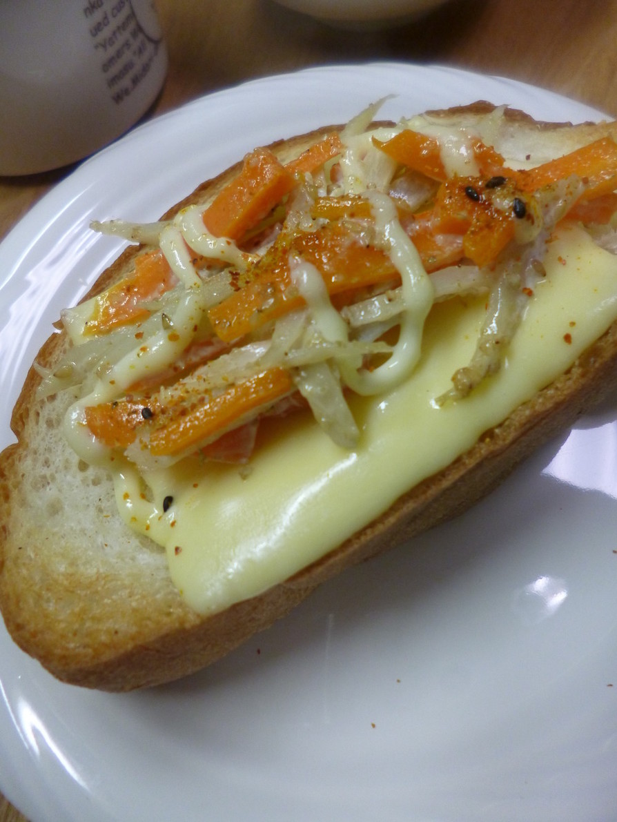ゴボウサラダのチーズトーストの画像