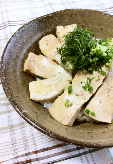 豆腐の漬け丼の写真