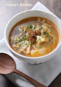 トムヤムペーストで♪豆腐とエノキのスープ