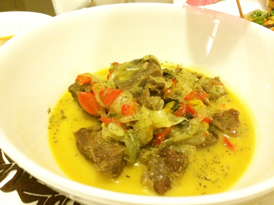 牛すね肉のタイ風グリーンカレー煮 by ゆっぴーゆっぴー 【クックパッド】 簡単おいしいみんなのレシピが371万品... 