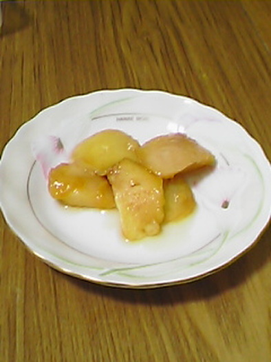 桃のシロップ煮の写真