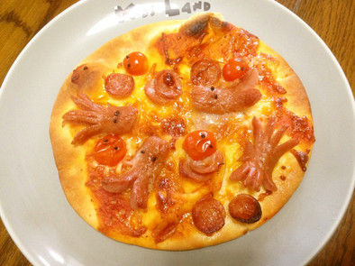 ソーセー人海に潜る…ピザの写真