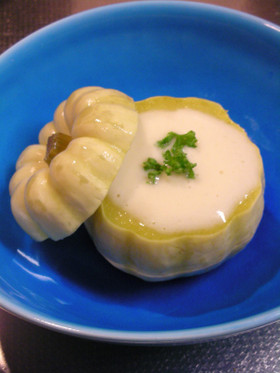 ミニかぼちゃのビシソワーズ詰め♪