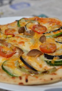 ひなたファームのピザ釜野菜ピッツァ
