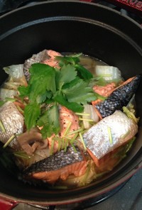 紅鮭と白菜のブレゼ(洋風蒸し鍋)