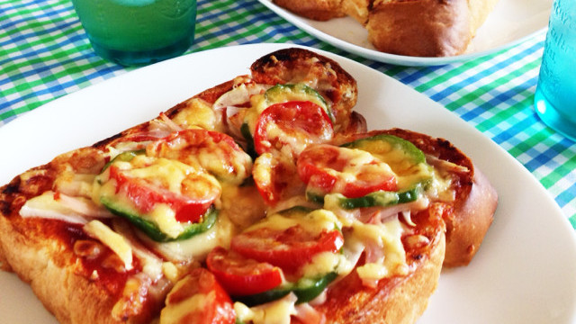 夏休み ランチに簡単野菜ピザトースト レシピ 作り方 By やちゅぴちゅ クックパッド 簡単おいしいみんなのレシピが359万品