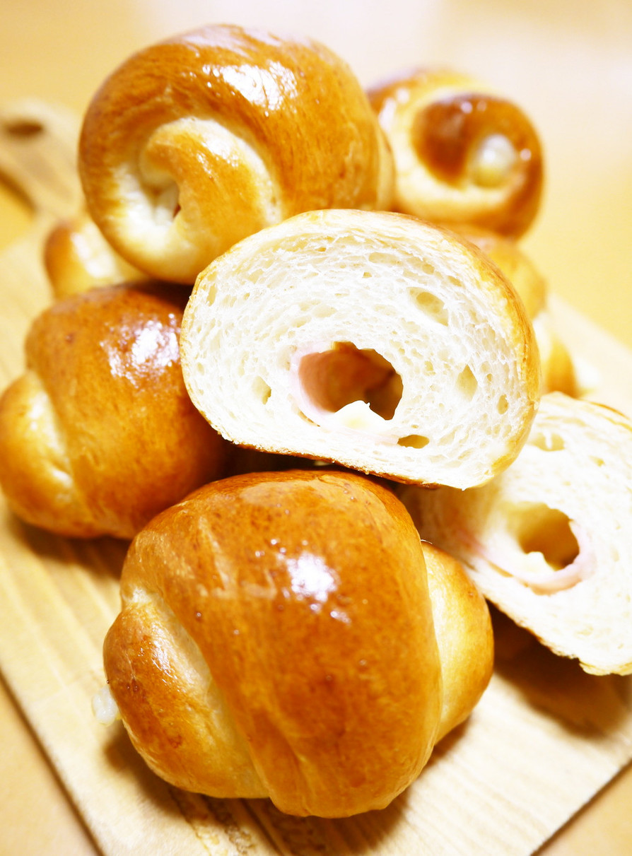 【菓子パン】ハムチーズ☆ミニバターロールの画像