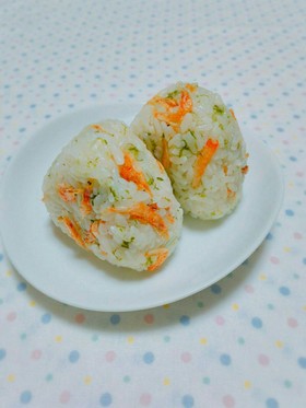 〖青海苔と桜海老のおにぎり*バター風味〗