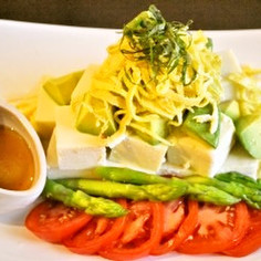 アボカドとトマトのサラダ冷奴 アボカドとトマトのサラダ冷奴