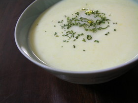 とうもろこしの冷たいスープ