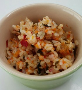 野菜搾りかす★人参とワカメの炊き込みご飯