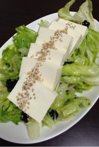 豆腐とレタスの簡単ウマサラダ