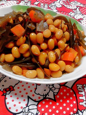 簡単★大豆+人参+蒟蒻+昆布の煮豆♪