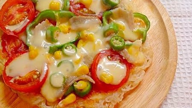 フライパンで大変身 そうめんがピザに レシピ 作り方 By 夏美カン クックパッド