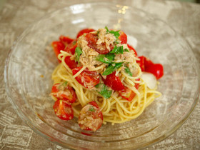 麺つゆで簡単!ツナトマバジルの冷製パスタ