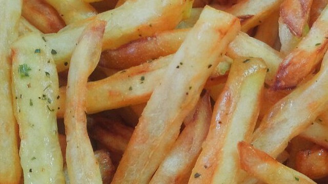 ノンフライヤーでフライドポテト レシピ 作り方 By Msy0730 クックパッド 簡単おいしいみんなのレシピが350万品