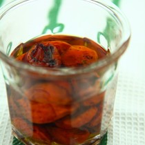 焼きトマトのオリーブ油マリネ