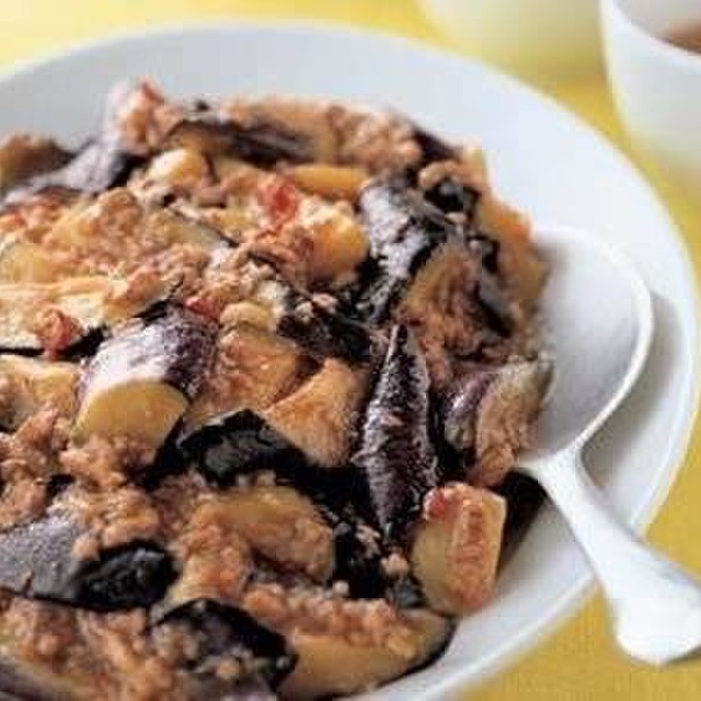 なすとひき肉のピリ辛炒め By みんなのきょうの料理 クックパッドダイニング