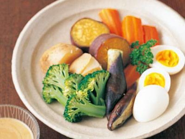 蒸し野菜と蒸し卵