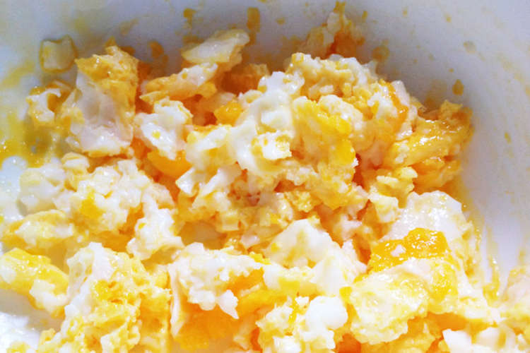 レンジでゆで卵 炒り卵 レシピ 作り方 By Tamanori クックパッド 簡単おいしいみんなのレシピが356万品