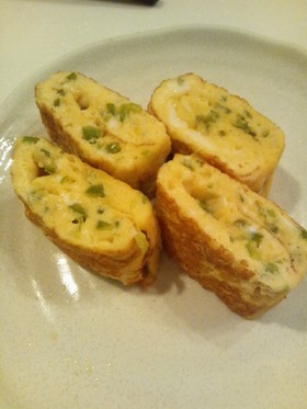 ピーマン入りの玉子焼き