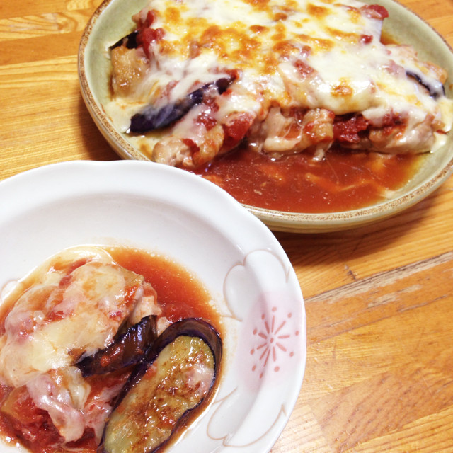 かけるトマトで簡単♫鶏と茄子のチーズ焼きの画像