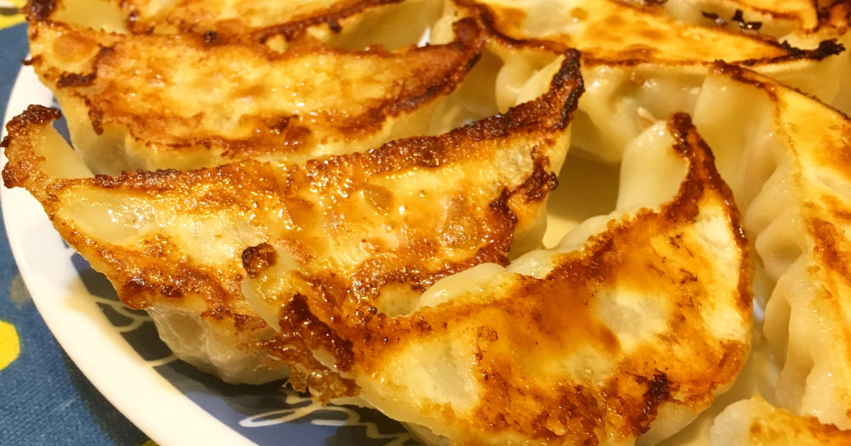 宇都宮発 冷凍餃子の美味しい焼き方 レシピ 作り方 By まーーーこ クックパッド 簡単おいしいみんなのレシピが359万品