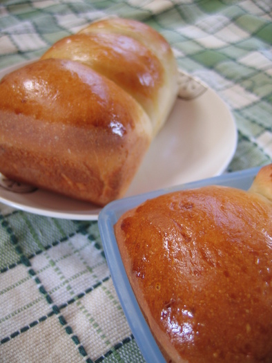 パネトーネマザーで　ミニチーズ食パンの写真