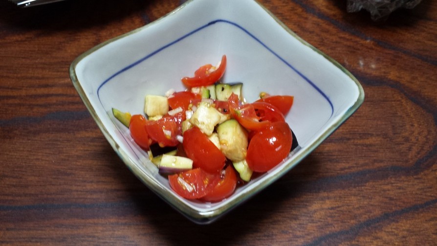 ミニトマトと茄子のピリ辛漬物の画像