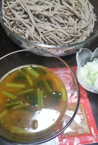 東京小松菜の江戸前カレーつけ麺蕎麦