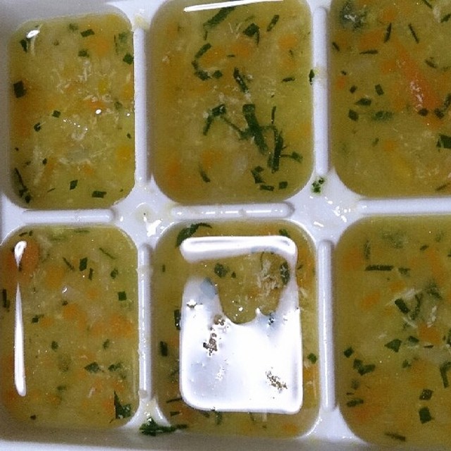 離乳食 コンソメスープ 初期 中期 レシピ 作り方 By お米ママ クックパッド 簡単おいしいみんなのレシピが370万品