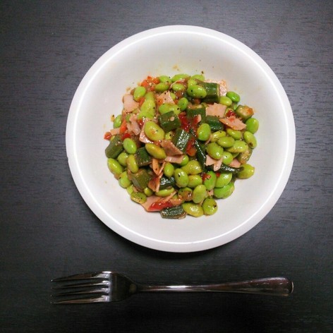 枝豆とオクラのスパイシーサラダ