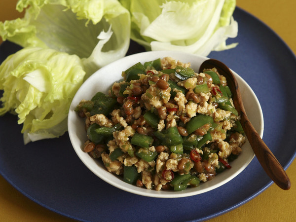 鶏ひき肉と納豆の香味炒め