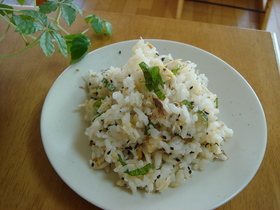 へんし~ん☆あまった塩さばの混ぜご飯☆