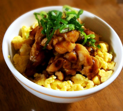 簡単♡照焼き鶏丼の写真