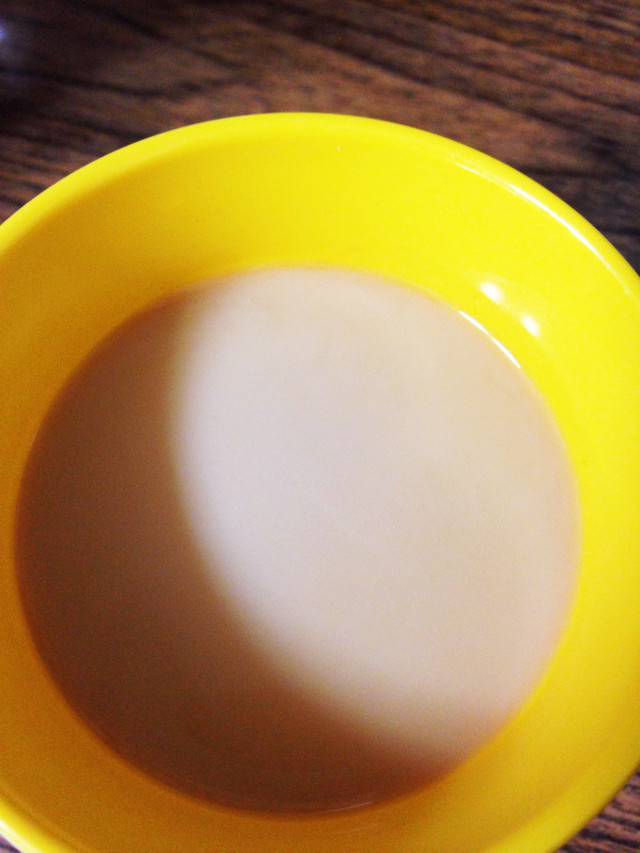ルイボス茶と甜茶のミルクティーの画像