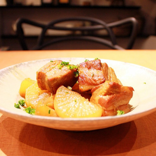 ダッチオーブンで 大根と豚の角煮 レシピ 作り方 By Amikaa クックパッド 簡単おいしいみんなのレシピが350万品 ダッチオーブンで 大根と豚の角煮 レシピ 作り方 By Amikaa クックパッド 簡単おいしいみんなのレシピが350万品