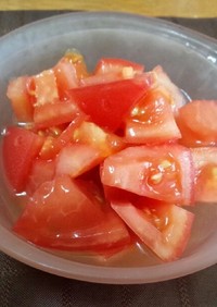 簡単トマトの蜂蜜がけデザート