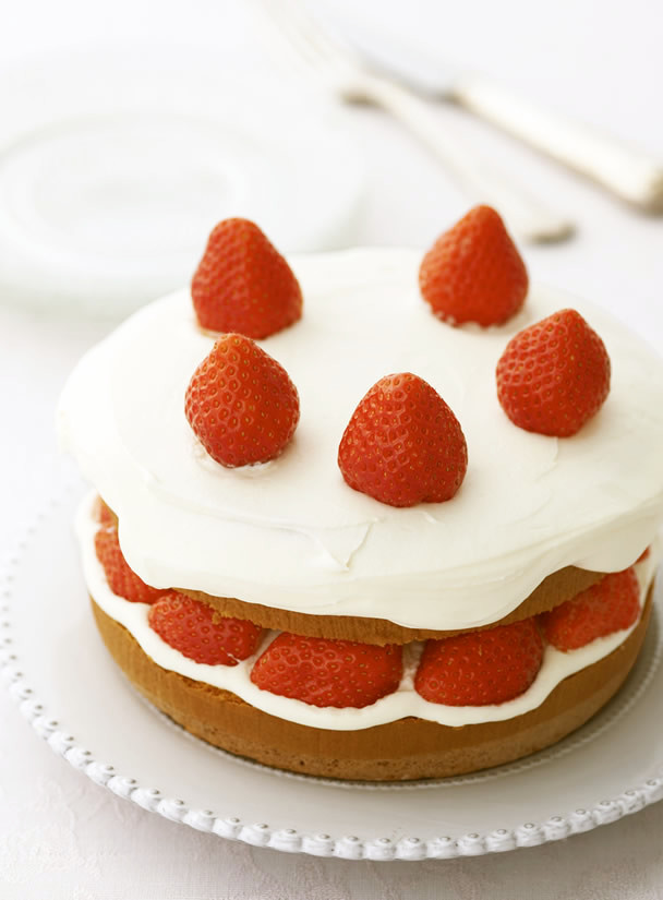 ストロベリーショートケーキのパンチボウルケーキのレシピ