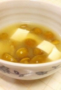 ナメコと豆腐の味噌汁〜(o˘◡˘o)