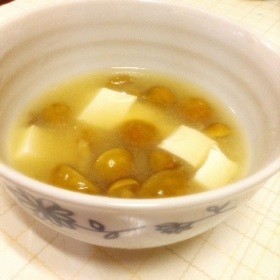 ナメコと豆腐の味噌汁〜(o˘◡˘o)の画像