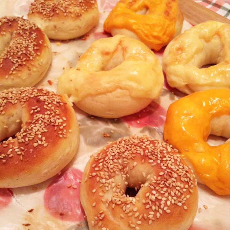 簡単な自家製ベーグルのレシピ