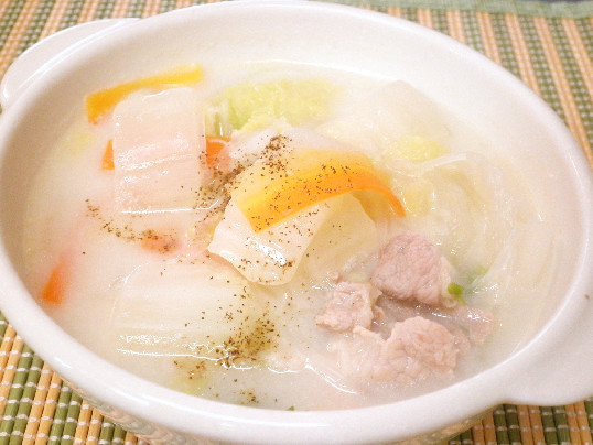 白菜と春雨の優しい中華スープの画像