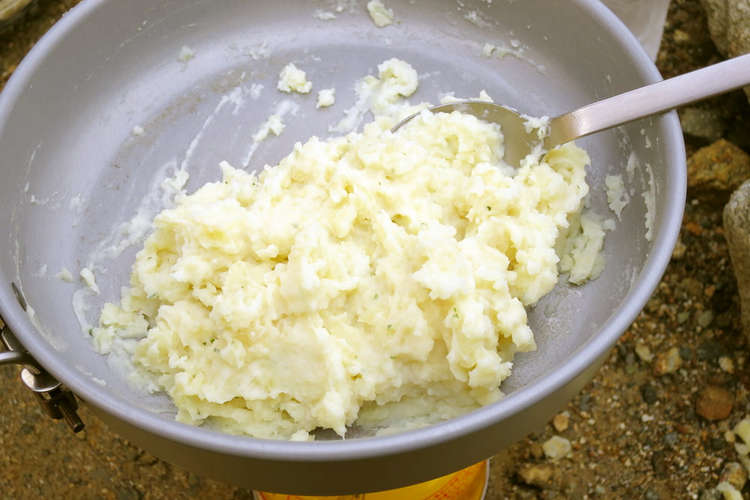 山ごはん じゃがりこでポテトサラダ レシピ 作り方 By とよと クックパッド 簡単おいしいみんなのレシピが355万品