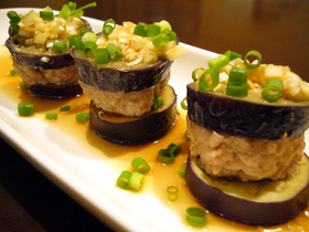 *ナスとひき肉のレンジ蒸し*香味ソースで